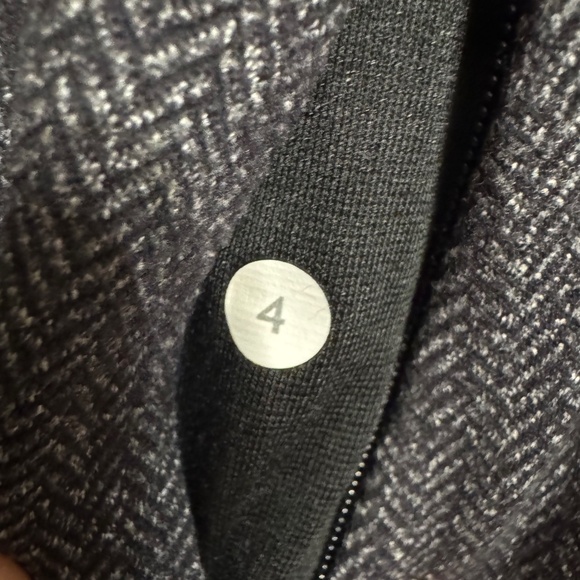 Lululemon Runderful Long Sleeved Herringbone Top & Pink Tank Woman Size 4. - Picture 4 of 9